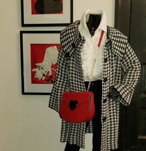 Black & White Houndstooth Swing Coat